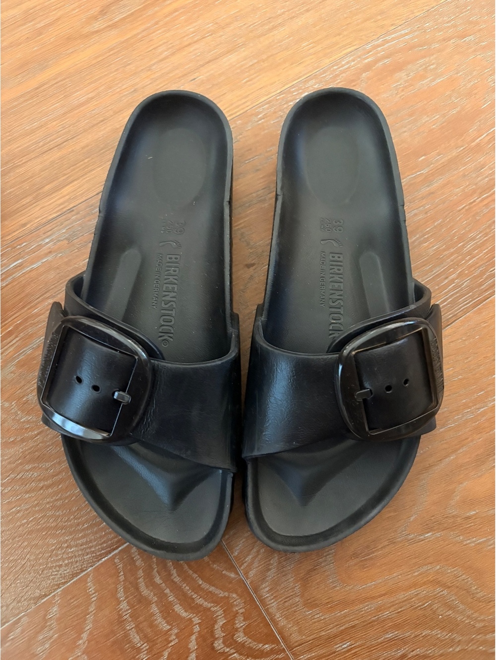 Birkenstock Black Slide Buckle Sandals Minimalist Comfort Size 8.5